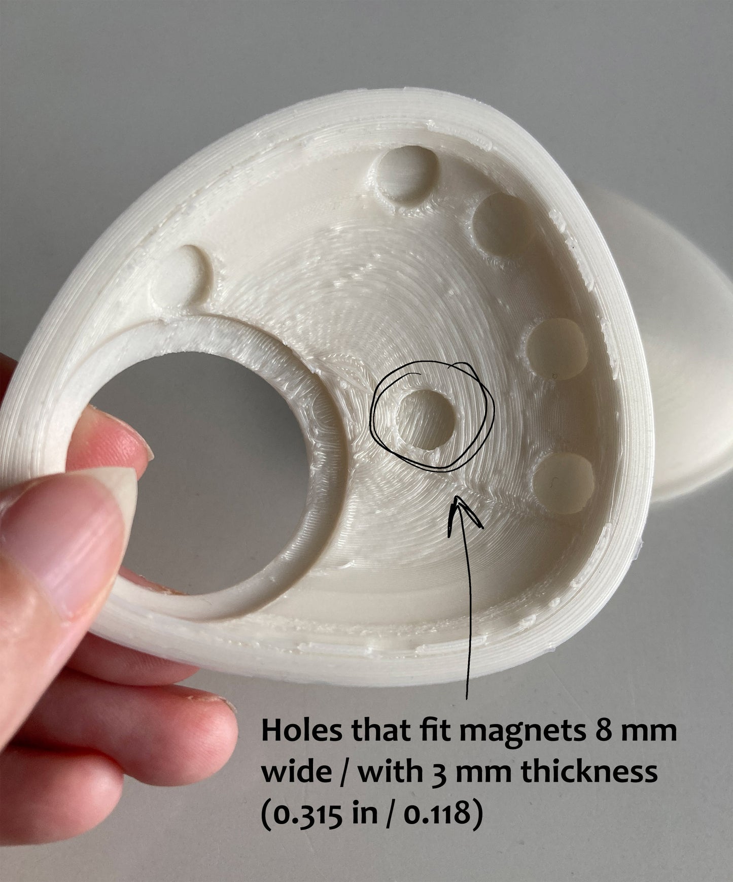 Toony fox Nick 3D printed PLA eye blanks / ideal for a Zootopia inspired fursuit and cosplay mask
