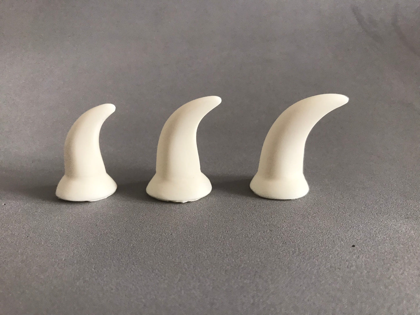 Realistic canine resin claws / ideal for wolf dog fox fursuit and cosplay