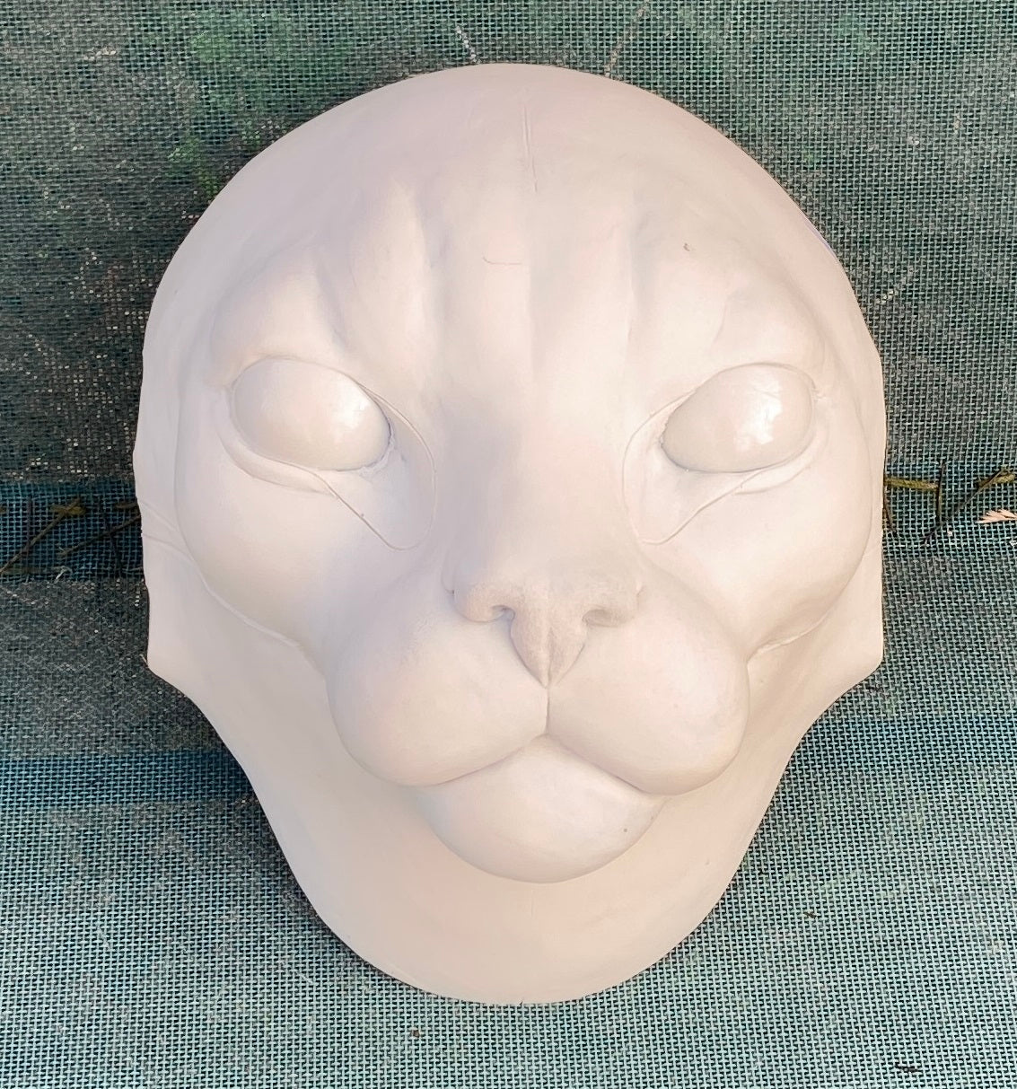 Realistic feline resin head base / ideal for domestic cat lynx khajiit fursuit and cosplay mask