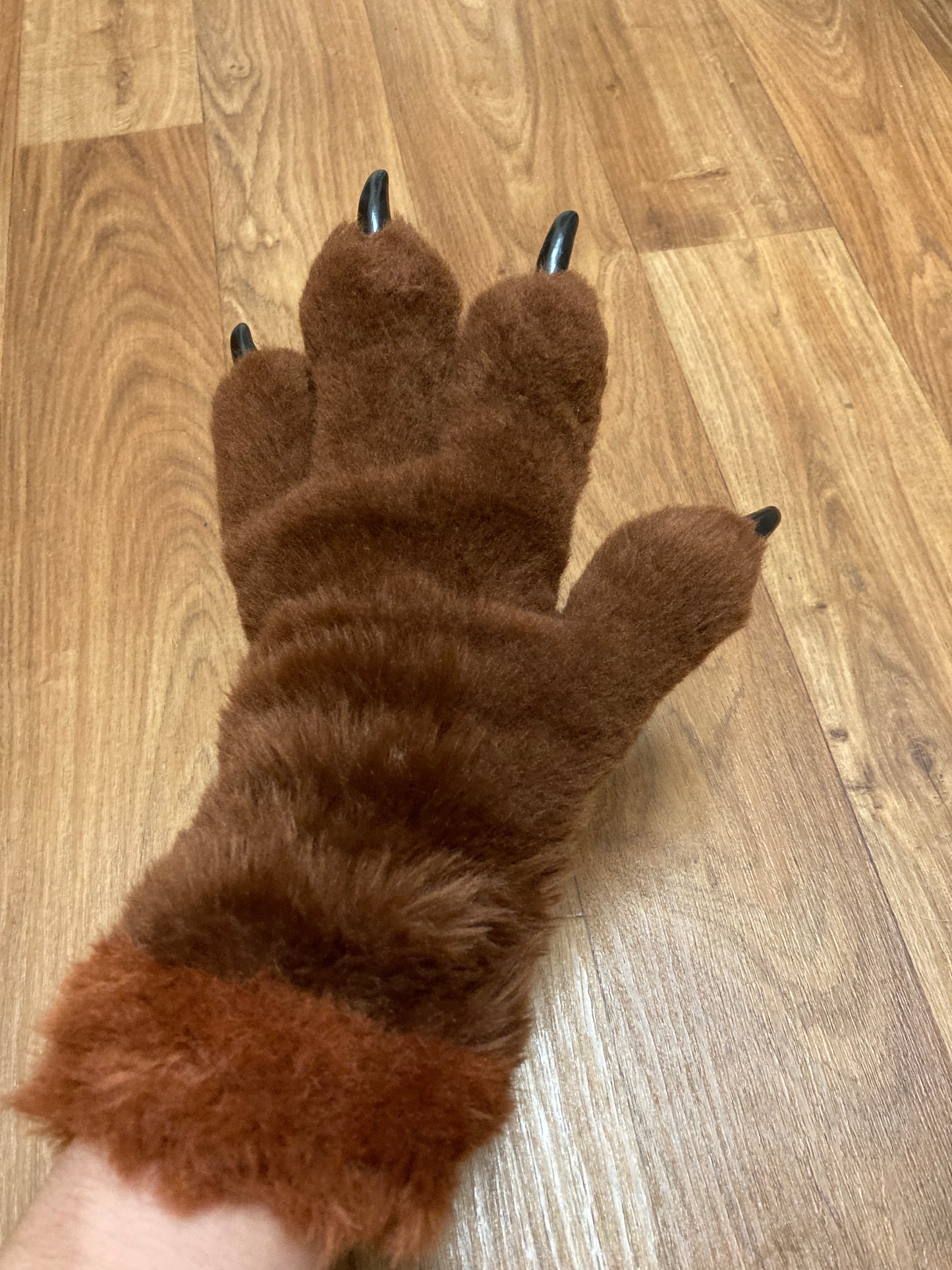 DIY Toony Slim four fingered Fox Paw PDF Pattern / ideal for a canine fursuit and cosplay