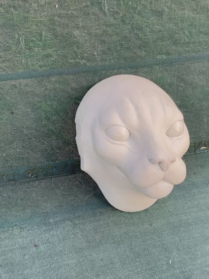 Realistic feline resin head base / ideal for domestic cat lynx khajiit fursuit and cosplay mask